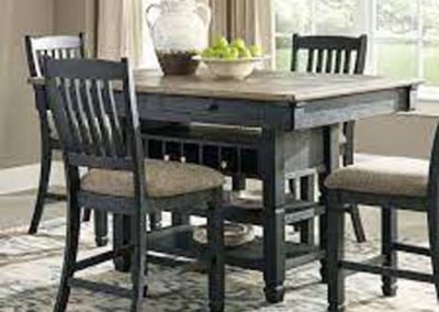 signature design tyler creek pub